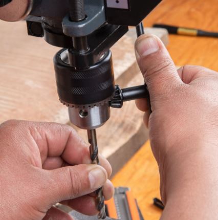 TALADRO DE PISO 8'', DE 250W (1/3 HP), BROQUERO DE 1/2'' 16174 N