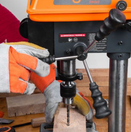 TALADRO DE PISO 13'' DE 560 W (3/4 HP), BROQUERO DE 5/8" 16178