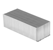 Cargar imagen en el visor de la galería, CAJA CON 5000 CLAVOS CALIBRE 18, 40MM PARA CLNE-18, TRUPER 18267 N
