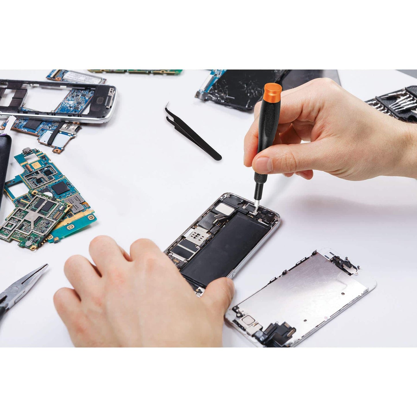DESARMADORES PARA REPARACIÓN DE CELULARES 32 PIEZAS 17762 *